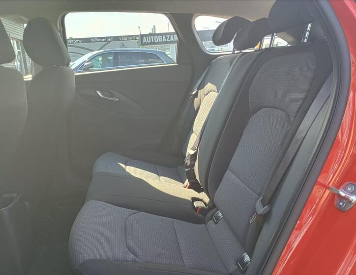 Hyundai i30 10