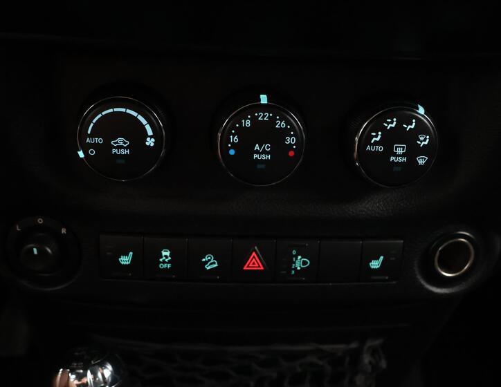 Jeep Wrangler 24