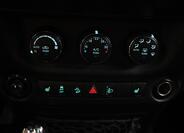 Jeep Wrangler 24