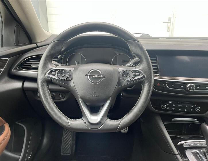 Opel Insignia 14