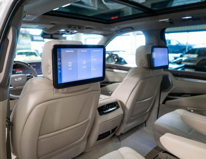 Cadillac Escalade 45