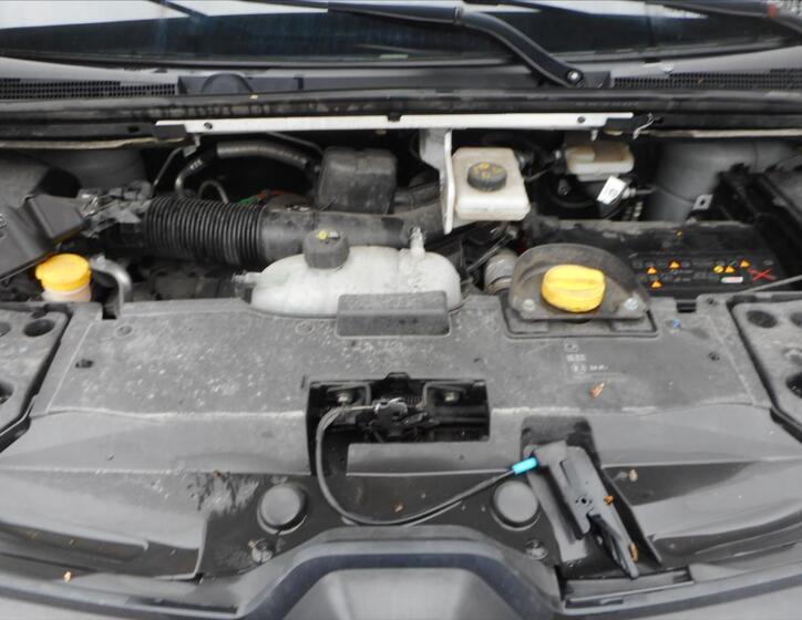 Renault Trafic 24