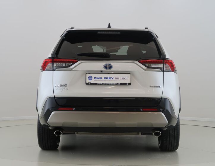 Toyota RAV4 6