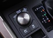Lexus NX 300h 27