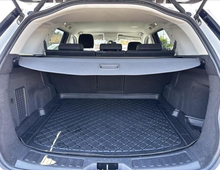 Land Rover Discovery Sport 24