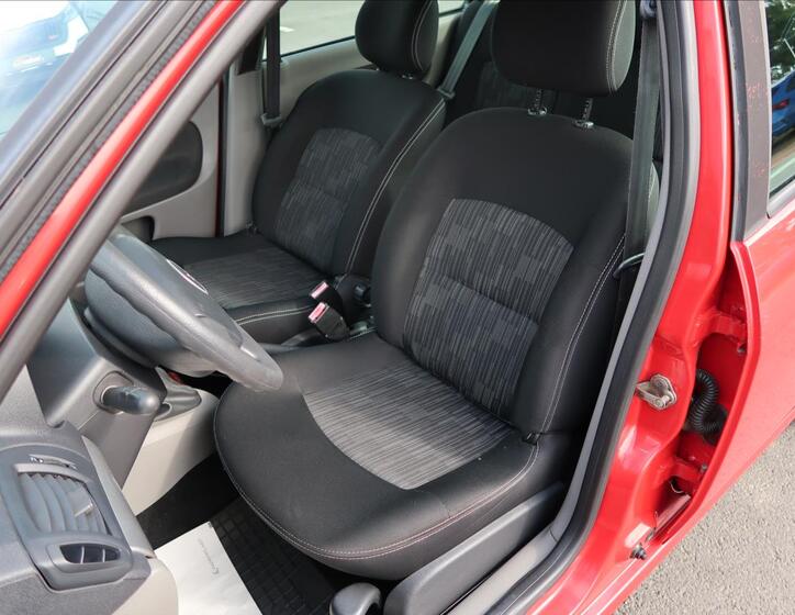 Renault Thalia 10