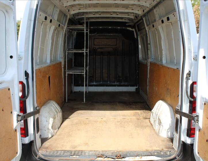 Opel Movano 19