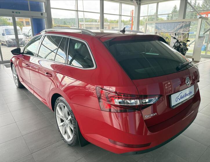 Škoda Superb 4