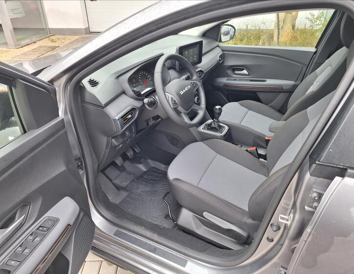Dacia Sandero 9