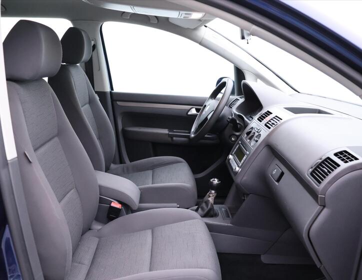 Volkswagen Touran 12