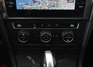Volkswagen Golf 23
