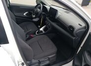 Toyota Yaris 14
