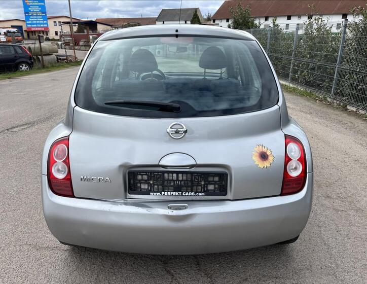 Nissan Micra 7