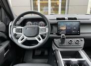 Land Rover Defender 10