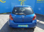 Toyota Yaris 5