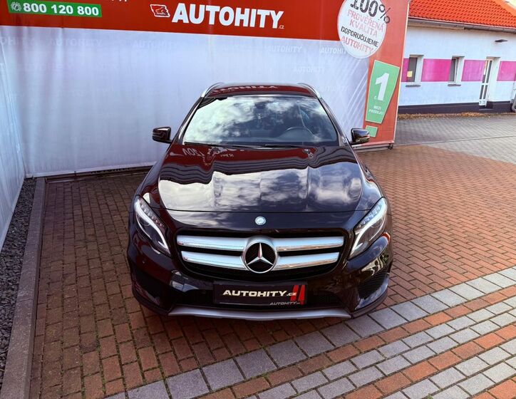 Mercedes-Benz GLA 2