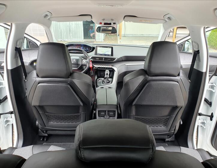 Peugeot 5008 43