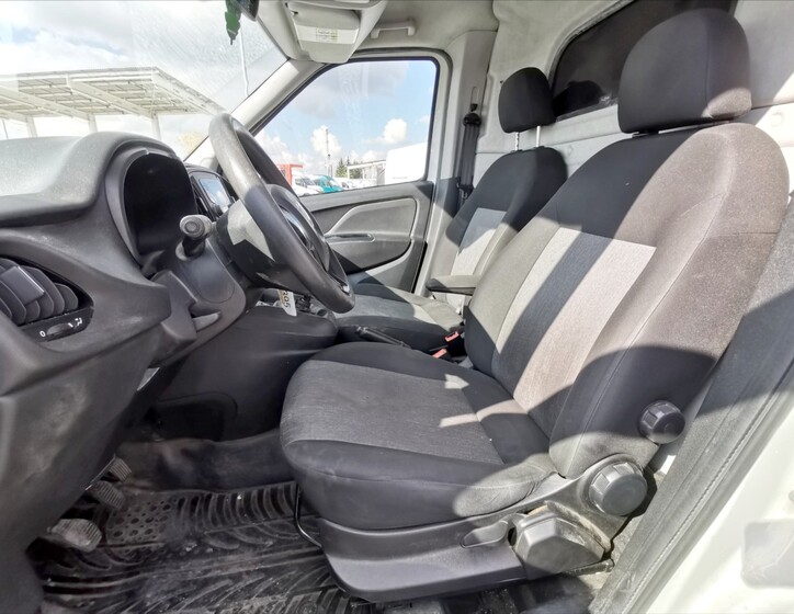Fiat Dobló 5