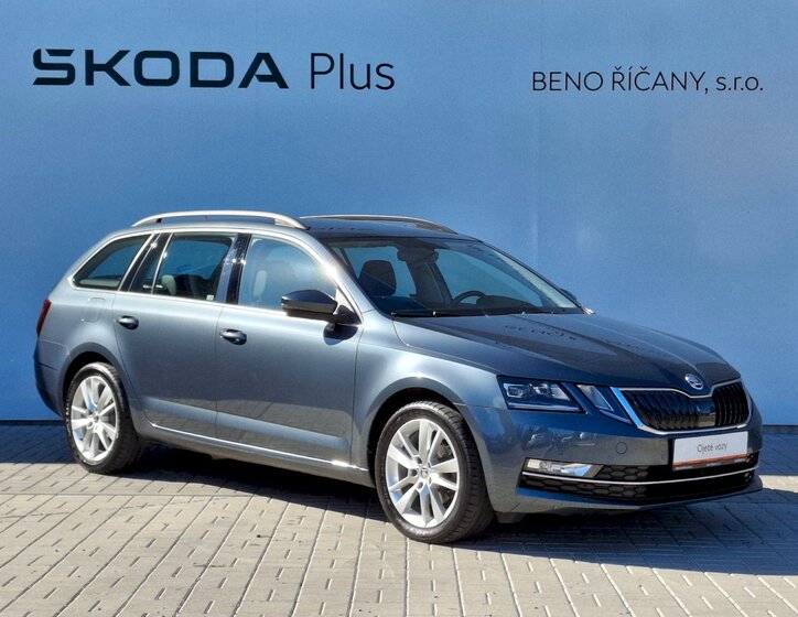 Škoda Octavia 9