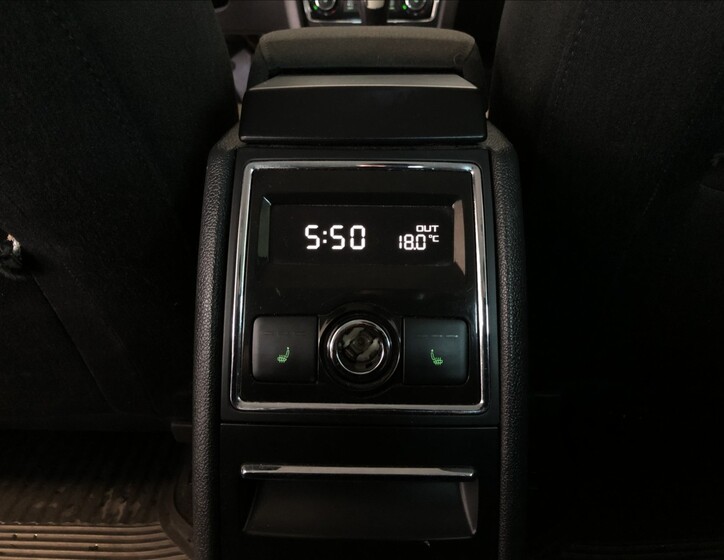 Škoda Superb 28