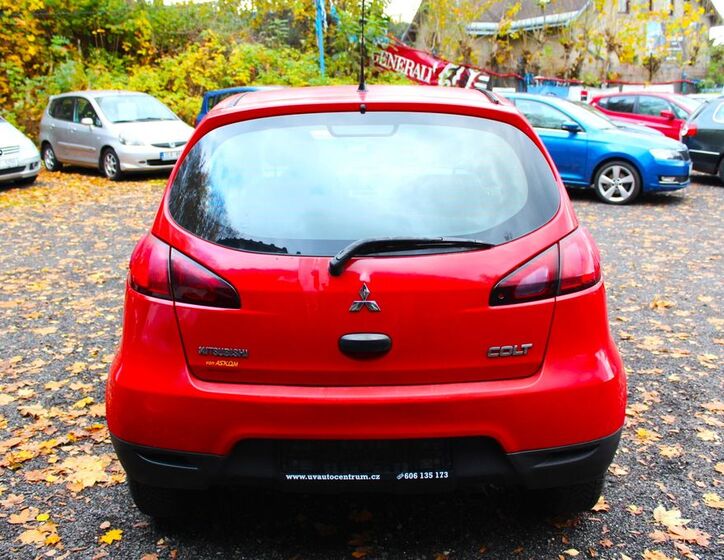 Mitsubishi Colt 6