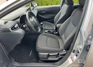Toyota Corolla 13