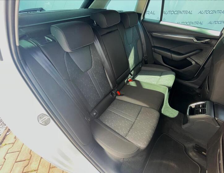 Škoda Octavia 28
