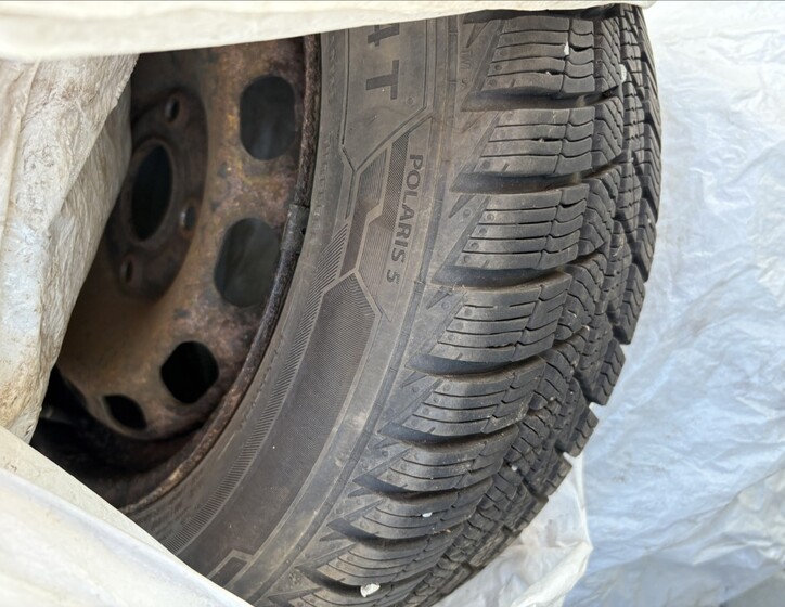 Ford Fiesta 24
