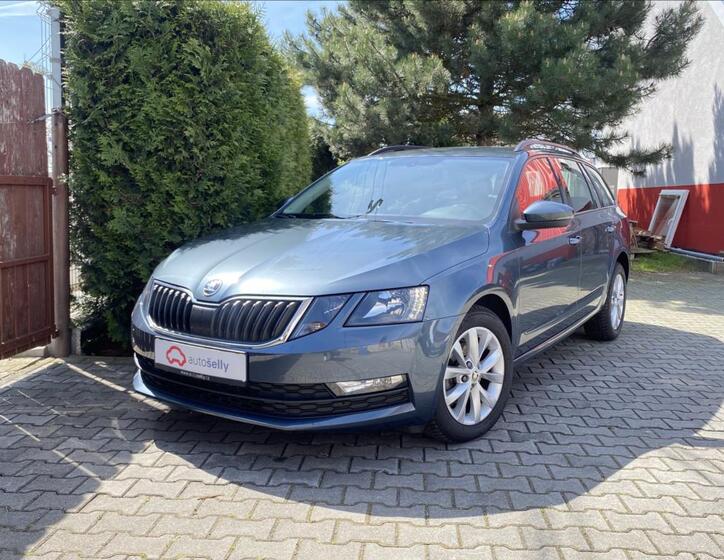 Škoda Octavia 1