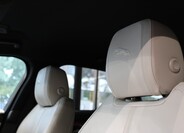 Jaguar F-Pace 10