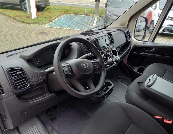 Toyota ProAce 7