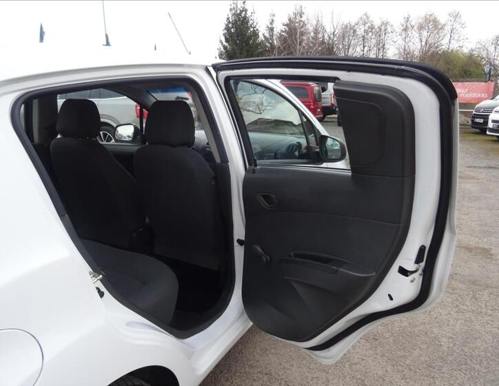 Chevrolet Spark 19