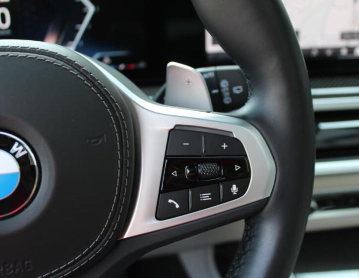 BMW X7 14