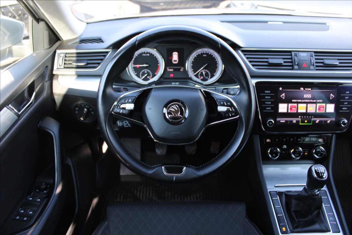 Škoda Superb