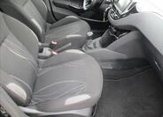 Peugeot 208 22