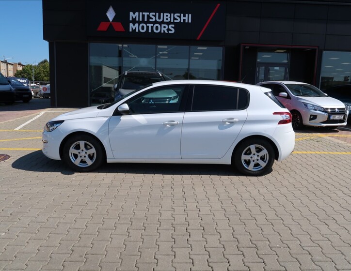 Peugeot 308 7