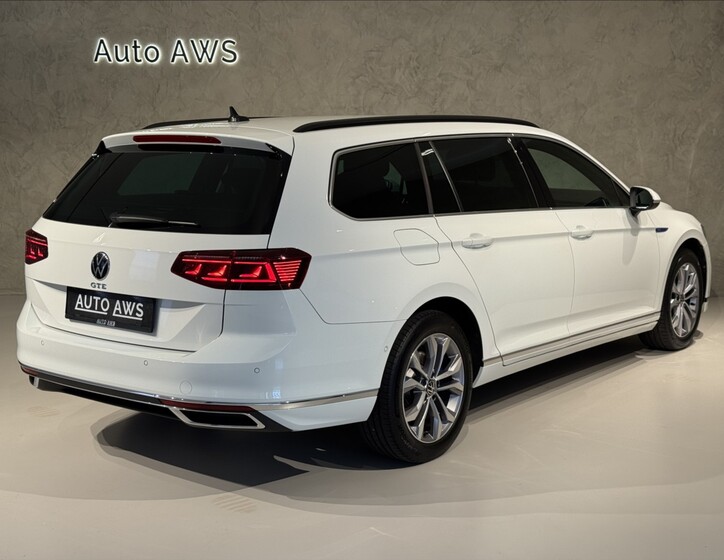 Volkswagen Passat 9