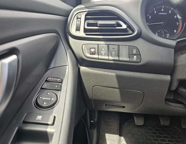 Hyundai i30 20