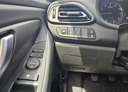 Hyundai i30 20
