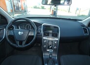 Volvo XC60 8