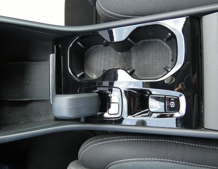 Volvo XC40 17