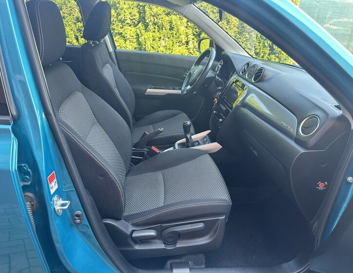 Suzuki Vitara 23