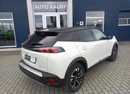 Peugeot 2008 4