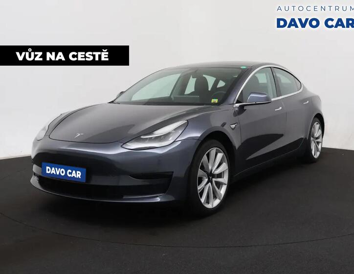 Tesla Model 3 1
