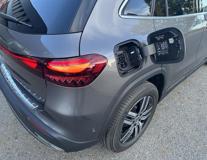 Mercedes-Benz EQA 6