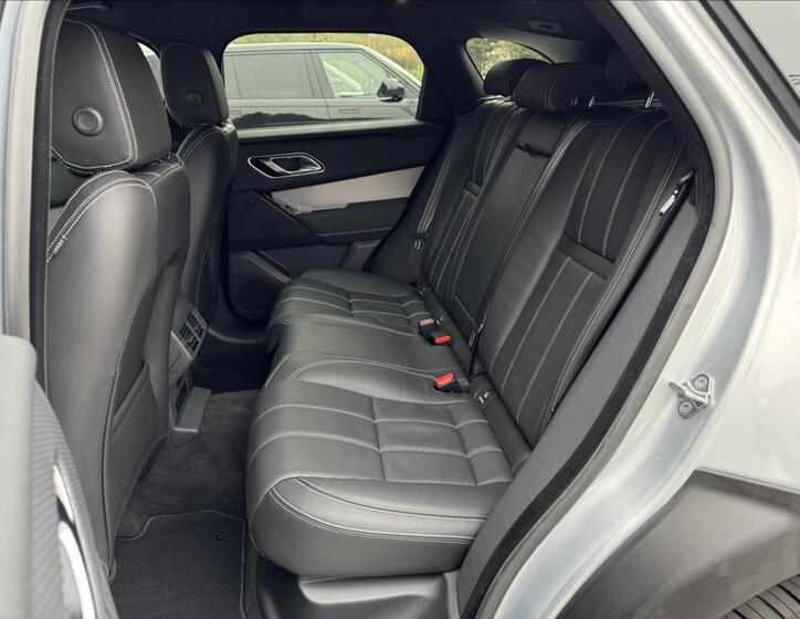 Land Rover Range Rover Velar 11