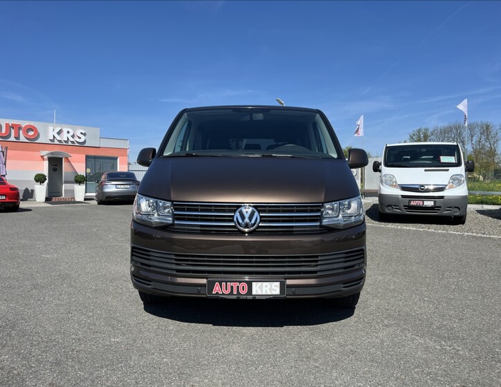Volkswagen Caravelle 13