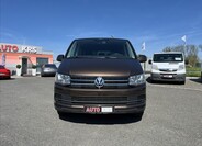Volkswagen Caravelle 13