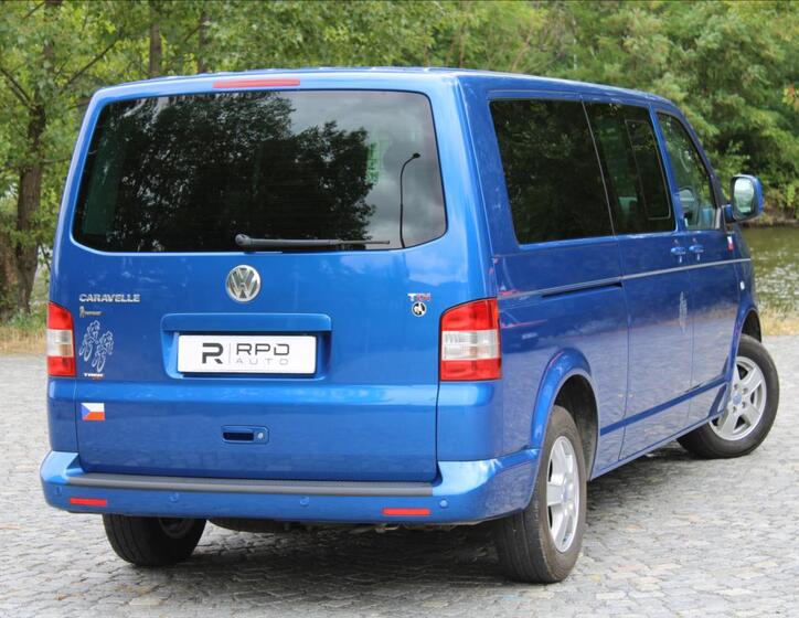 Volkswagen Caravelle 2