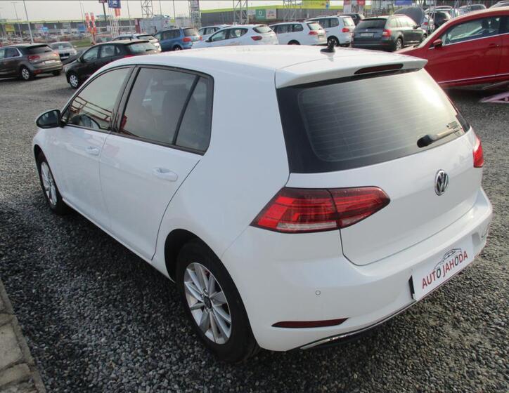 Volkswagen Golf 8